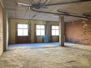 Local comercial en alquiler en Zona Avenida al Vedat en Torrent