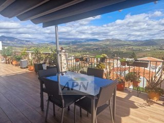 Casa en venta en Álora