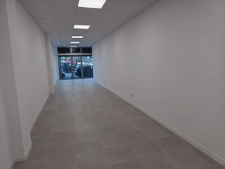 Local comercial en alquiler en Centre en Hospitalet de Llobregat, L´