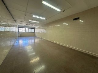 Local comercial en alquiler en El Gall en Esplugues de Llobregat