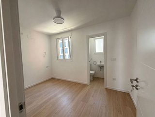 Piso en alquiler en Cruz Roja en Sevilla