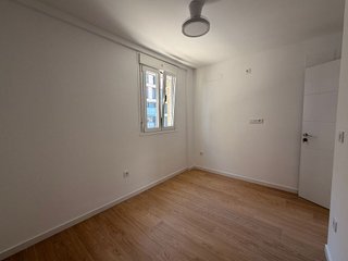 Piso en alquiler en Cruz Roja en Sevilla