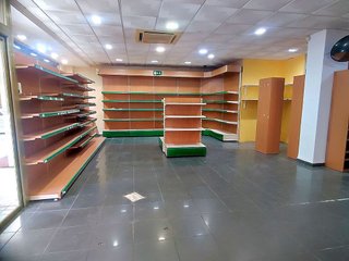 Local comercial en alquiler en Nueva Andalucía en Almería