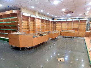 Local comercial en alquiler en Nueva Andalucía en Almería
