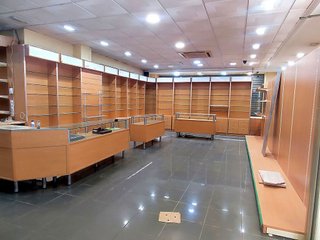 Local comercial en alquiler en Nueva Andalucía en Almería