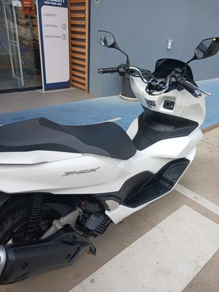 Honda PCX 125 Blanca