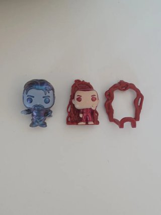 2 Funkos