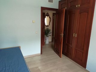 Piso en alquiler en Huerta de la Reina - Trassierra en Córdoba