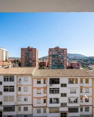 Piso en alquiler en Polígono Cartuja – La Paz en Granada