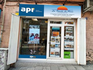 Local comercial en alquiler en Centre en Cornellà de Llobregat