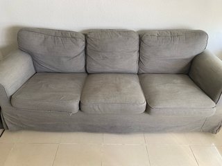 Sofá de 3 plazas gris