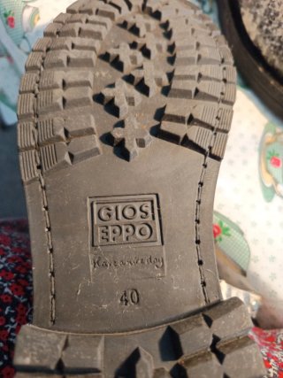 Botas serpiente talla 40
