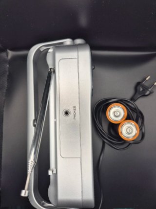 Radio Tibret AM/FM/SW+cascos Bluetooth+cable jack