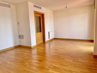 Casa adosada en alquiler en Bola de Oro - Serrallo en Granada