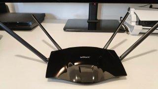 Router iogiant AX1800 Dual Band WiFi 6