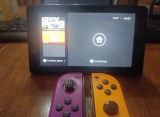Nintendo Switch + Accessori + FC25