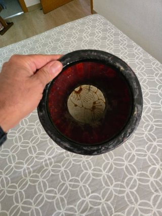 Timbal decorado con incrustaciones