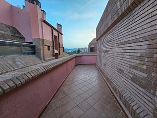 Ático en alquiler en El Mayorazgo - El Limonar en Málaga