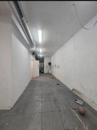 Local comercial en alquiler en Les Roquetes en Barcelona