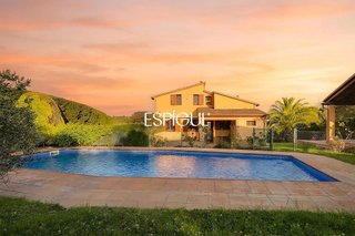 Chalet en venta en Cabanyes-Mas Ambrós-Mas Pallí en Calonge