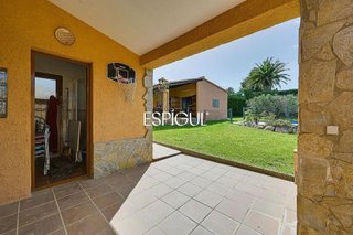 Chalet en venta en Cabanyes-Mas Ambrós-Mas Pallí en Calonge