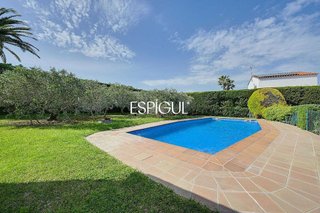 Chalet en venta en Cabanyes-Mas Ambrós-Mas Pallí en Calonge