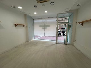 Local comercial en alquiler en Paseo Constitución - Las Damas en Zaragoza
