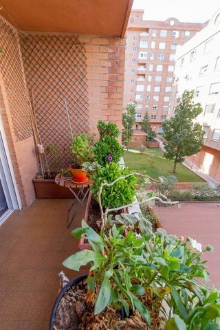 Piso en alquiler en Benicalap en Valencia