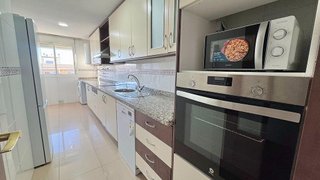 Ático en alquiler en Martín Carpena - Torre del Río en Málaga