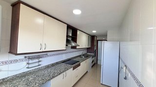 Ático en alquiler en Martín Carpena - Torre del Río en Málaga