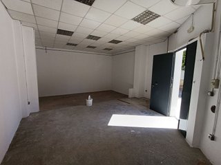 Local comercial en alquiler en Nervión en Sevilla