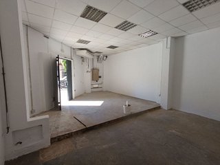 Local comercial en alquiler en Nervión en Sevilla