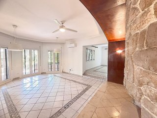 Chalet en alquiler en Vistahermosa en Alicante