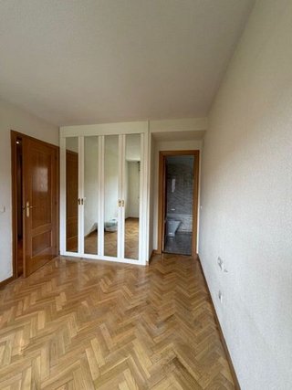 Piso en alquiler en Valderas - Los Castillos en Alcorcón