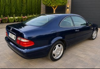 Mercedes-Benz  CLK 2002