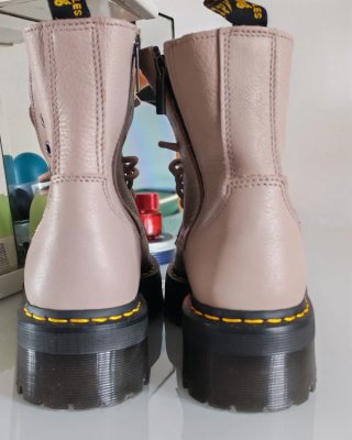 Botas Dr. Martens Beige Cuero