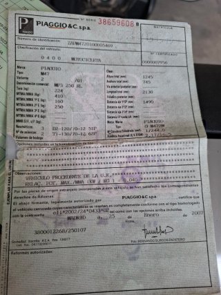 Piaggio MP3 250 RL Plata