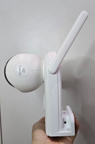 Cámara Reolink ALTAS PT Ultra con Placa Solar