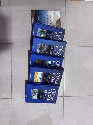 Colección libros César Vidal