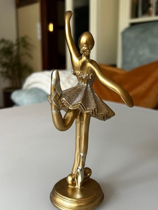 Figura Bailarina Dorada Decorativa