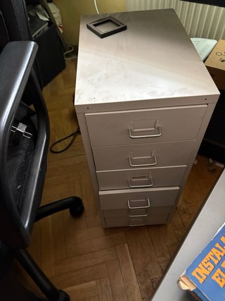 Cajonera clasificadora  y cajones oficina metálica
