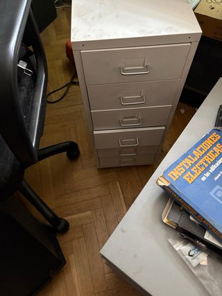 Cajonera clasificadora  y cajones oficina metálica