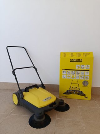 Barredora manual Kärcher S4 Twin + cepillos especi