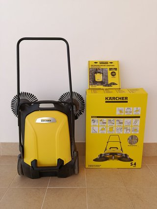 Barredora manual Kärcher S4 Twin + cepillos especi