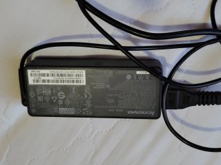 Cargador Lenovo 90W 20V