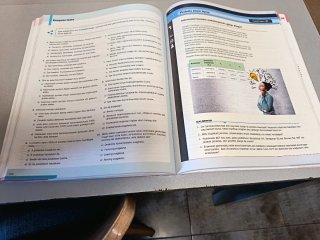 Enpresa eta negozio ereduen diseinua, 2 Batxile...