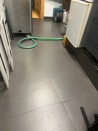 Se realizan instalaciones y reparaciones eléctrica