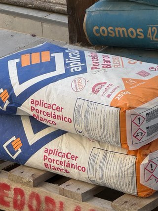 Materiales de construcción: cemento y más