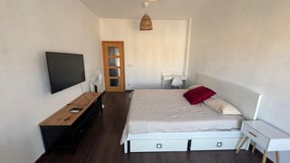 Se alquila habitación