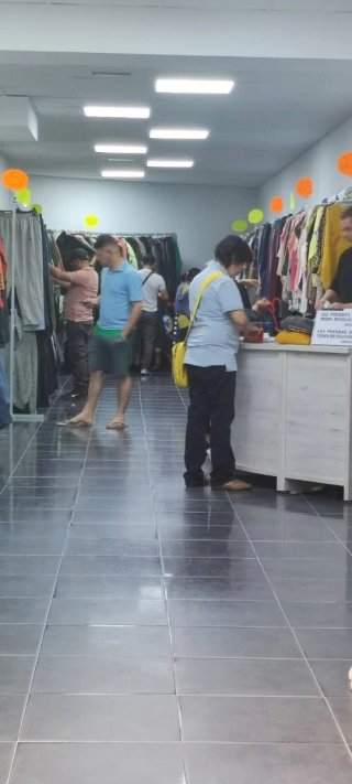 Traspaso tienda de ropa de segunda mano